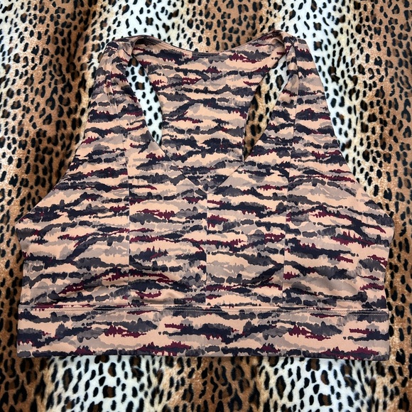 Fabletics On-The-Go PowerHold HW Leggings & Sports Bra  Cacao Tigress Sz L - Picture 13 of 16